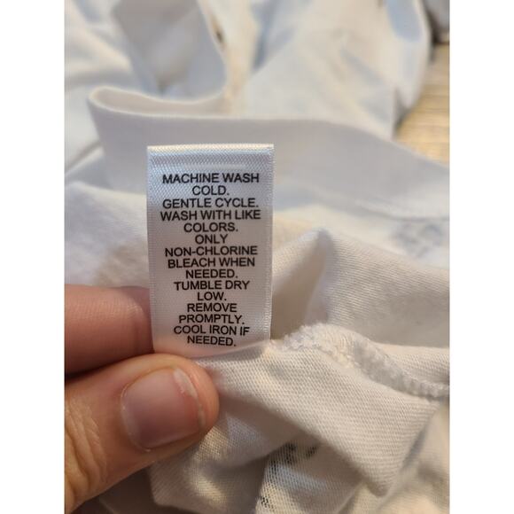 Versona medium women's leopard and zebra star print v neck tee - Picture 6 of 8